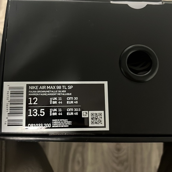 COPY - Supreme Nike collab air max 98 in brown dead stock never worn in size 12… - Picture 2 of 2
